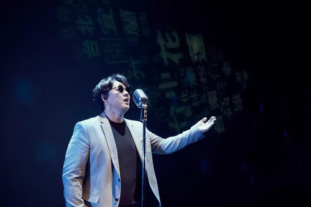 赠票萧煌奇主演舞台剧遇见自己上剧场唱演人生